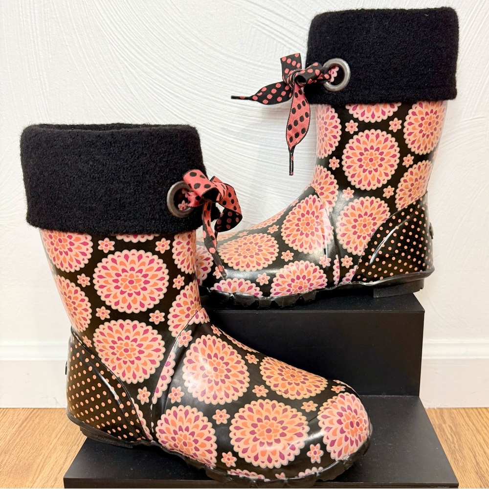 BOGS Flower Dot Pink Becca Dahlia Waterproof Insulated Winter Boots size 8